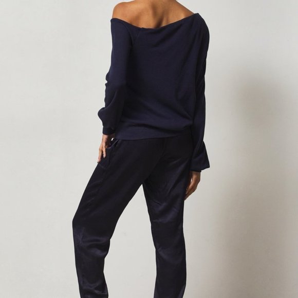 Audrey Off Shoulder Pullover - Picture 3 of 3